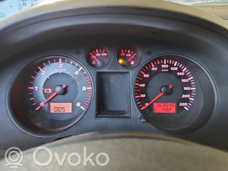 Seat Cordoba (6L) Licznik / Prędkościomierz 