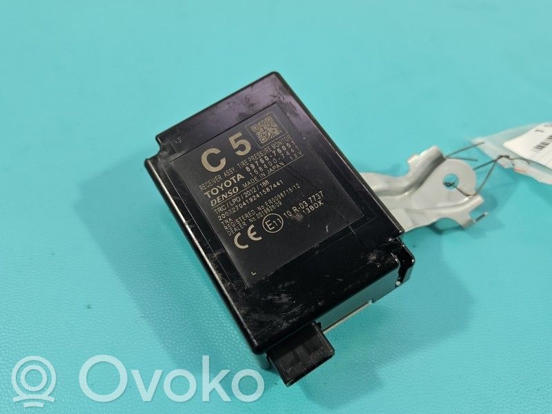 Lexus CT 200H Module de contrôle carrosserie centrale 