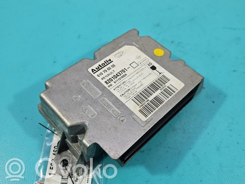 Renault Clio III Airbag control unit/module 