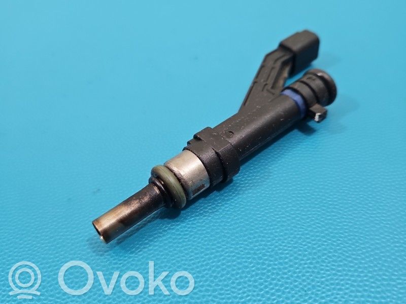 Hyundai i30 Inyector de combustible 