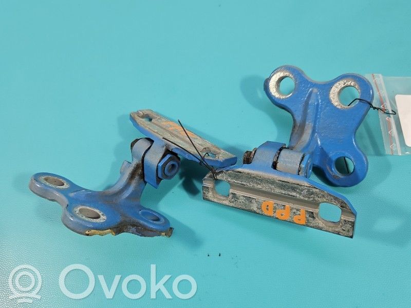 Volvo S60 Set di cerniere portiera anteriore 