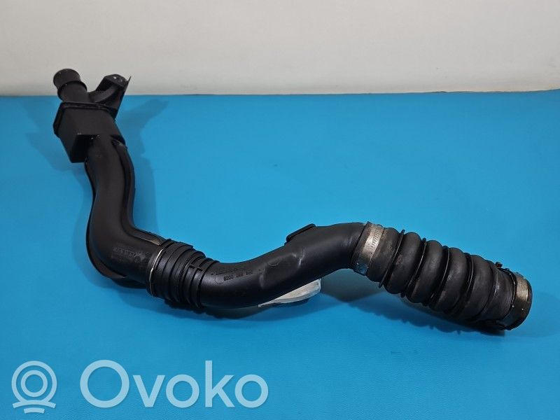 Renault Clio III Välijäähdyttimen letku 