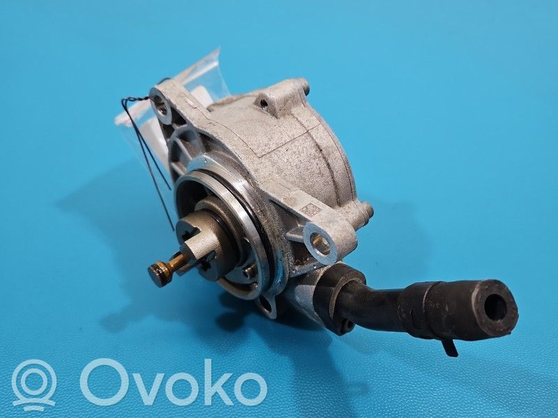 KIA Ceed Bomba de vacío 