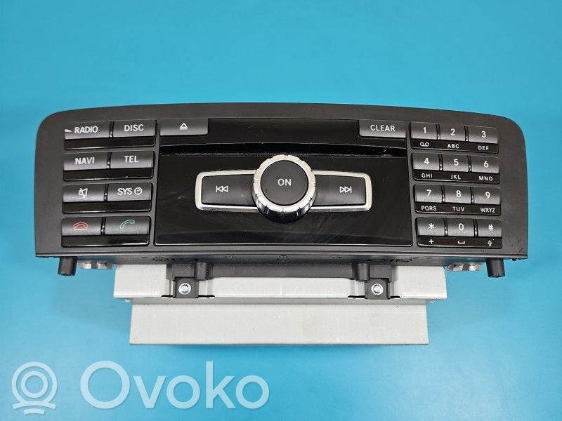Panel / Radioodtwarzacz CD/DVD/GPS   A2469000516,IMPRK1520425