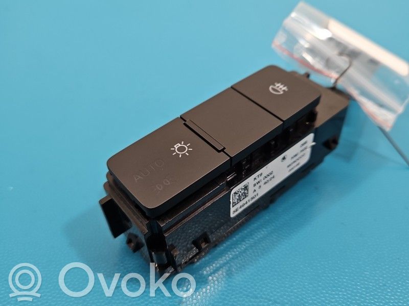 Skoda Octavia Mk4 Interruptor de luz 
