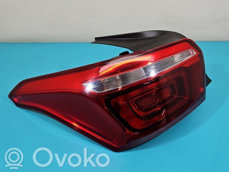 Citroen C-Elysée Aizmugurējais lukturis virsbūvē 
