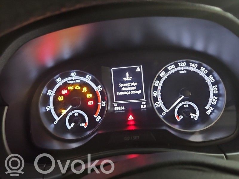 Skoda Fabia Mk3 (NJ) Tachimetro (quadro strumenti) 