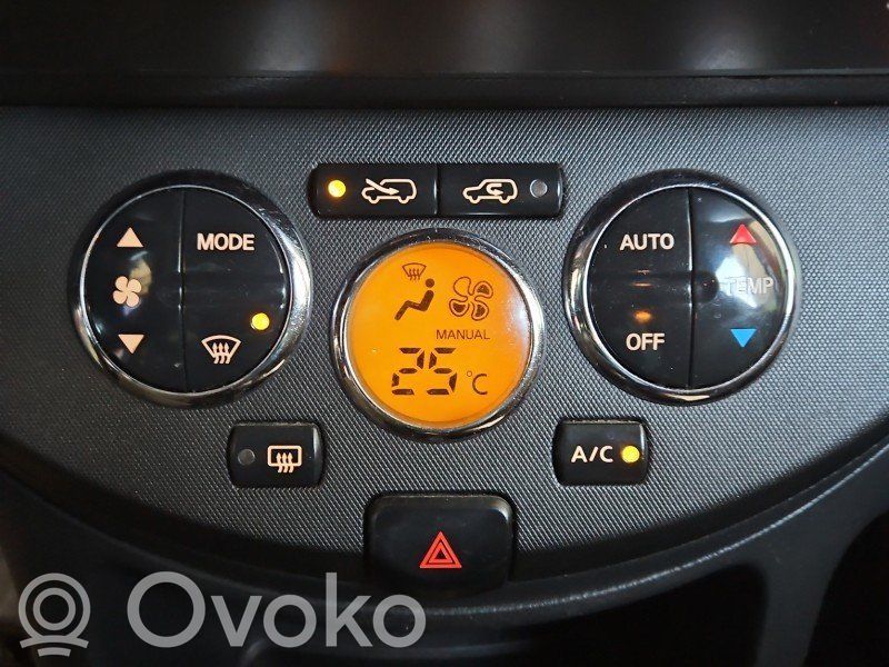 Nissan Note (E11) Climate control/heater control trim 