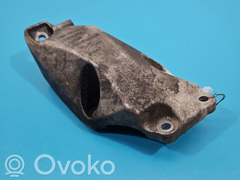 Engine mounting bracket   6861401,IMPRK1540457