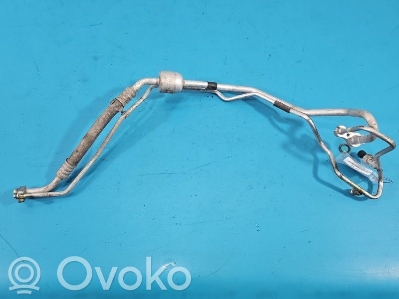Opel Corsa E Tuyau de climatisation 