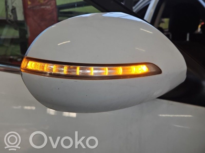 KIA Sportage Rétroviseur électrique de porte avant 
