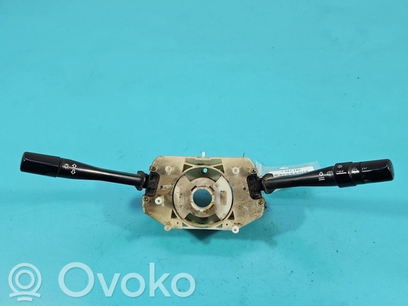 Honda CR-V Headlight wiper switch 