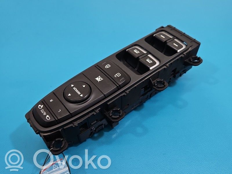 KIA Niro Interruttore di controllo dell’alzacristalli elettrico 