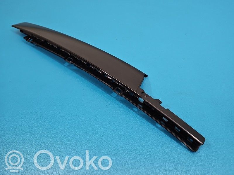 Cupra Formentor Rivestimento della portiera anteriore (modanatura)