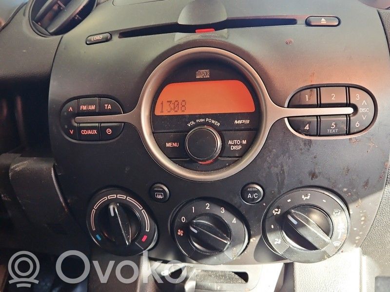 Mazda 2 Panel / Radioodtwarzacz CD/DVD/GPS 