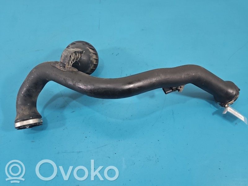 Audi A4 S4 B9 8W Furtun/conductă intercooler 