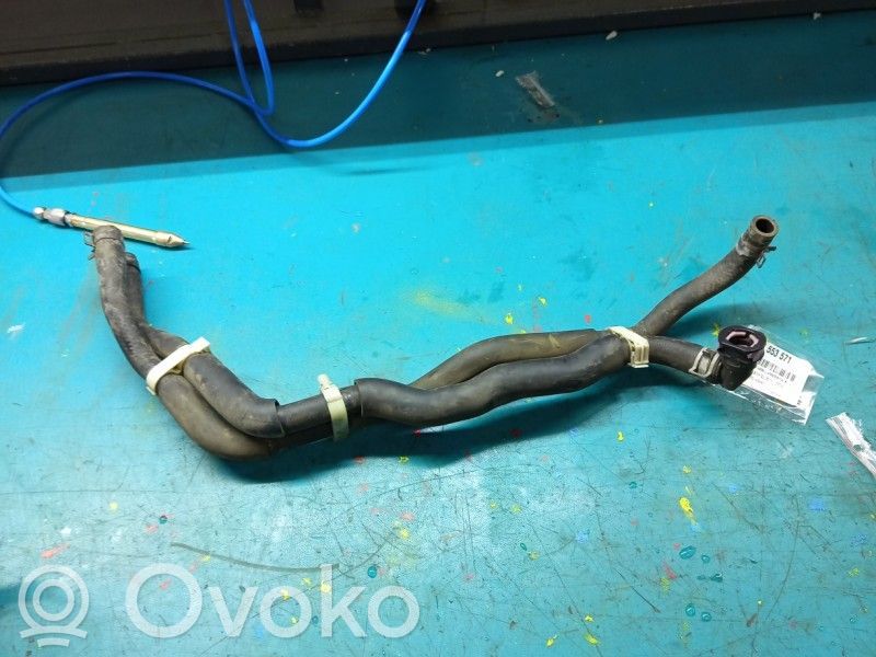 Tuyau de liquide de refroidissement moteur   IMPRK1553571