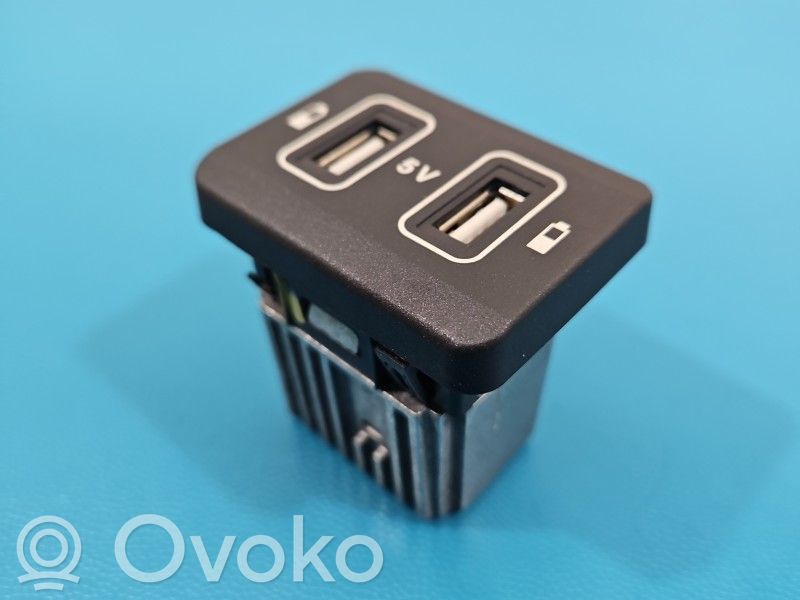 Gniazdo / Złącze USB   A2138207701,IMPRK1561019
