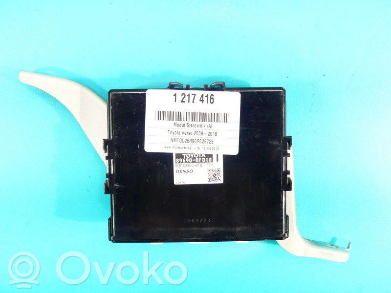 Toyota Verso Modul de control caroserie central 