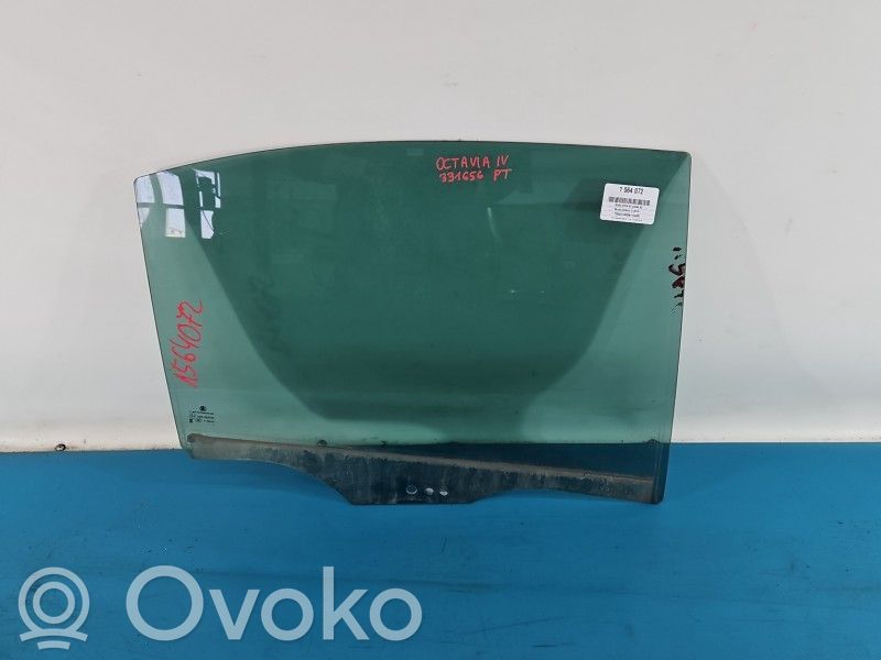 Skoda Octavia Mk4 Vetro del finestrino della portiera posteriore 