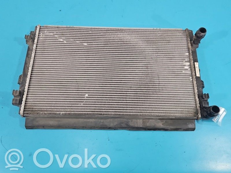 Volkswagen PASSAT B8 Radiateur de refroidissement 