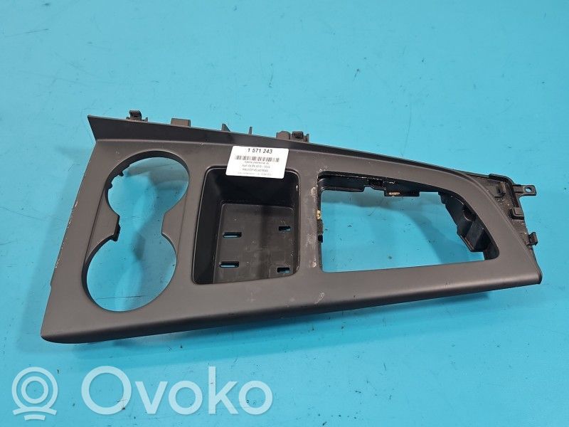 Audi A4 S4 B9 8W Consola central 