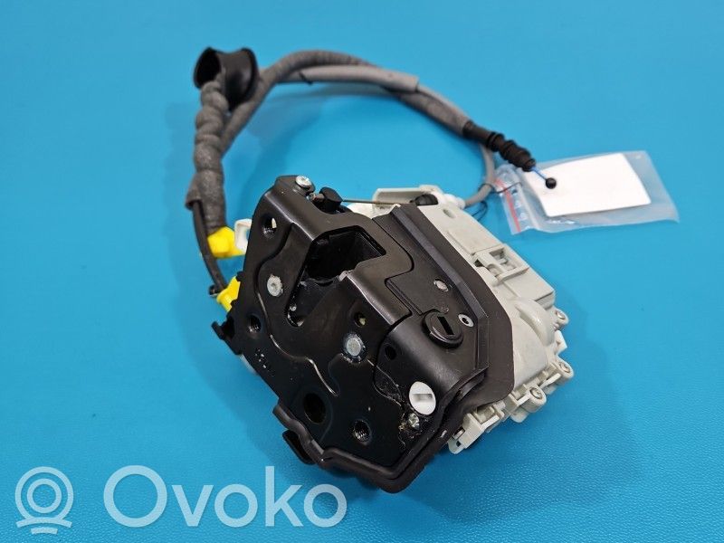 Zamek drzwi tylnych   8X0839016E,IMPRK1571220