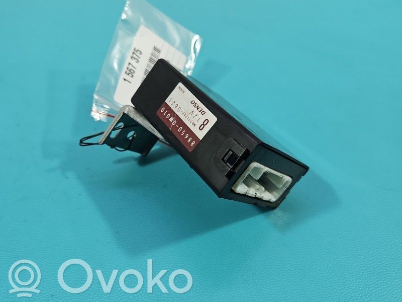 Toyota Corolla E120 E130 Modulo di controllo del corpo centrale 