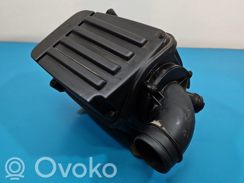 Volkswagen PASSAT B6 Oro filtro dėžė 
