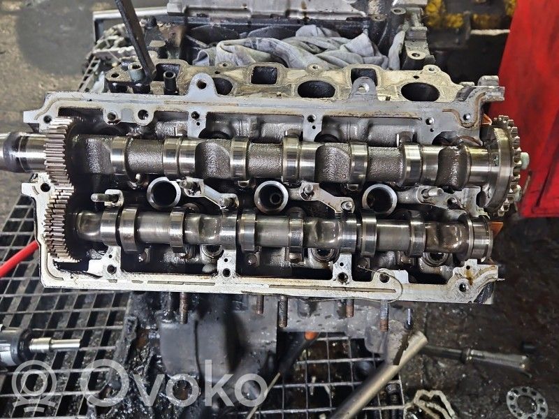 Audi A4 S4 B7 8E 8H Galvutė 