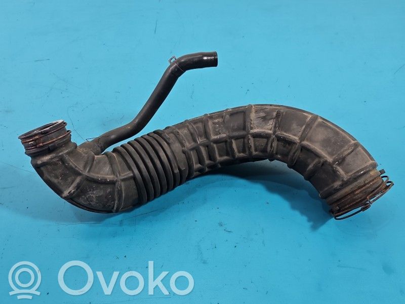 KIA Ceed Välijäähdyttimen letku 