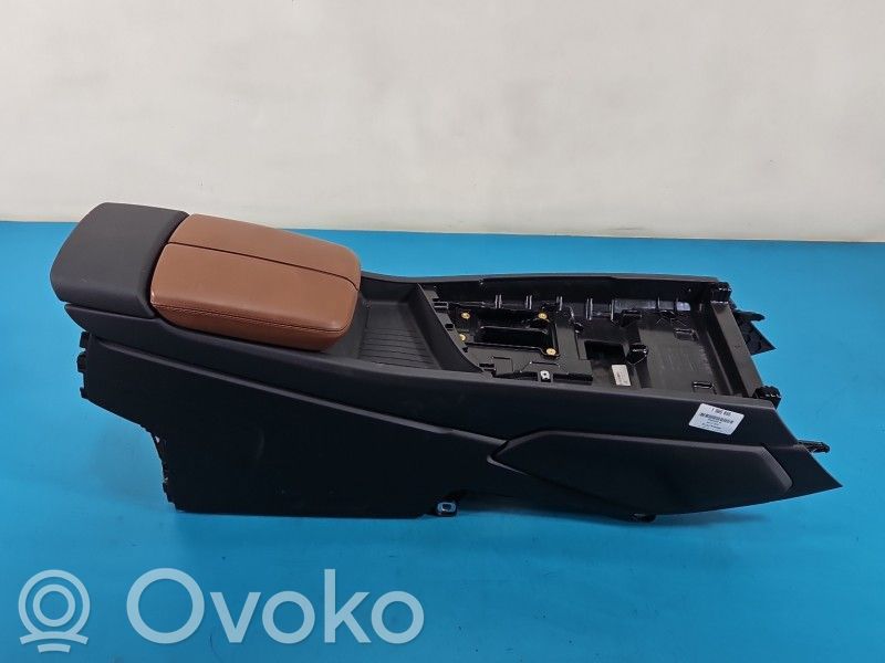 Audi Q7 4M Armrest 