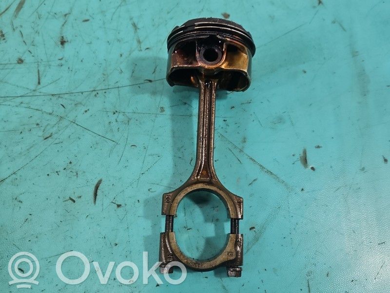 Dacia Sandero Piston 