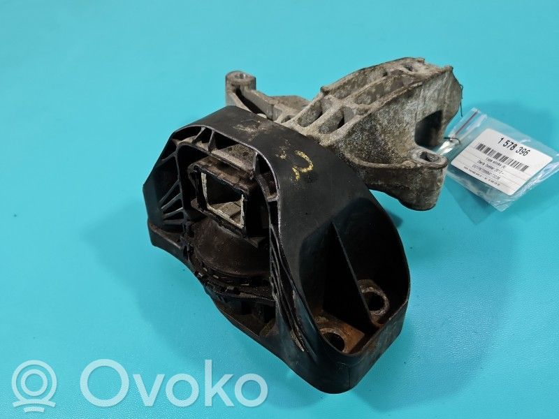 Engine mounting bracket   112322188R,IMPRK1578396