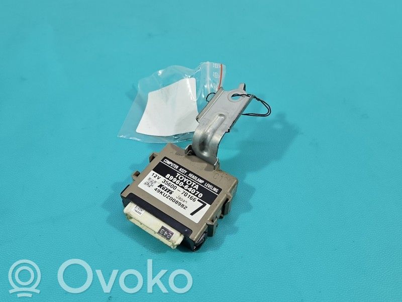 Toyota Verso Central body control module 
