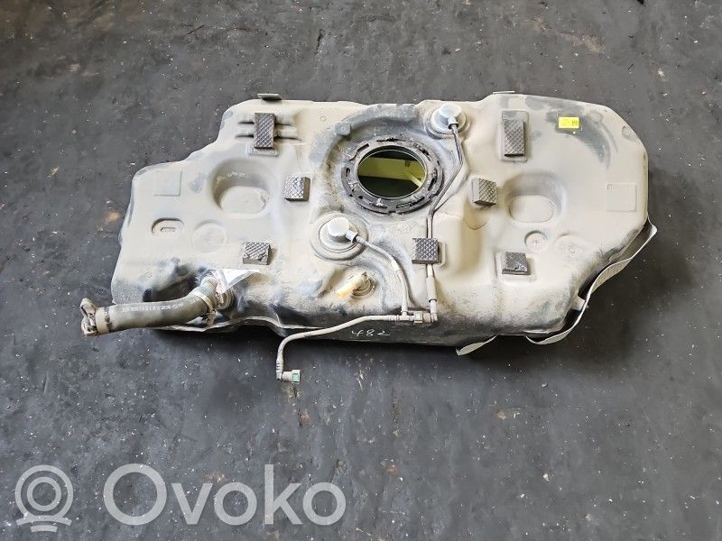 Hyundai Elantra VII Serbatoio del carburante