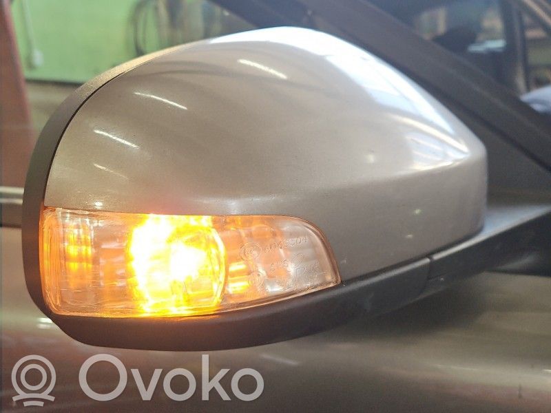 Volvo V70 Specchietto retrovisore elettrico portiera anteriore 
