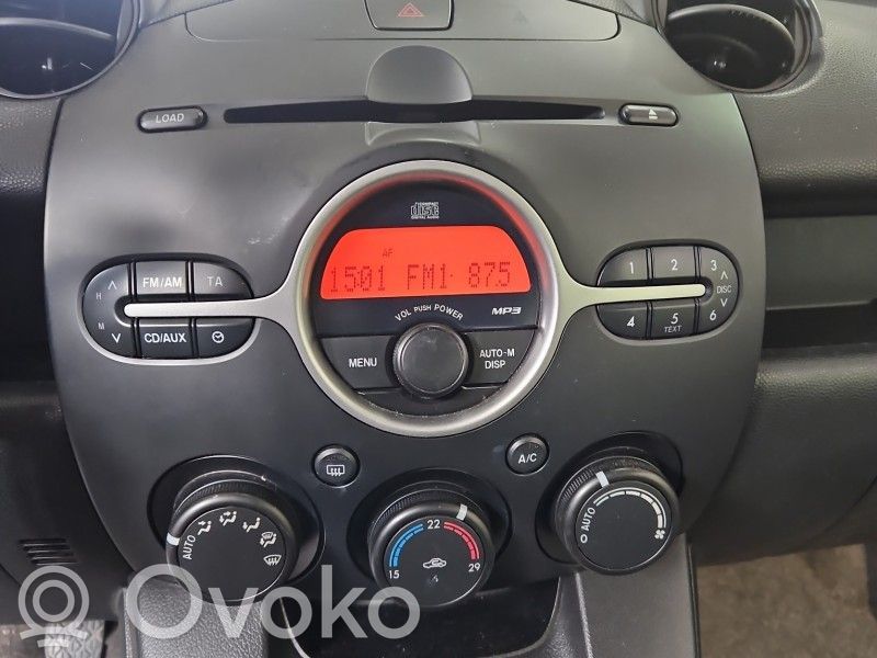 Mazda 2 Radio/CD/DVD/GPS head unit 