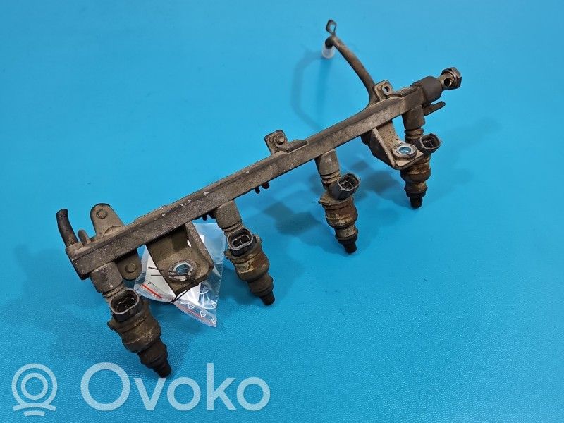 Daihatsu Feroza Inyector de combustible 