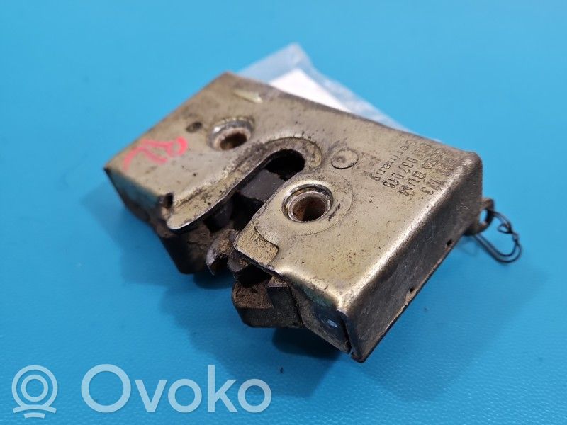 Audi 80 90 S2 B4 Cerradura de puerta delantera 