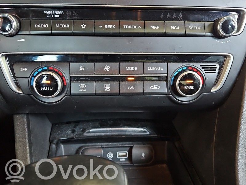 KIA Optima Climate control/heater control trim 