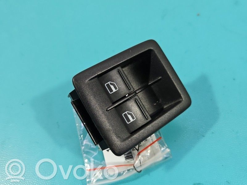 Volkswagen Scirocco Electric window control switch 