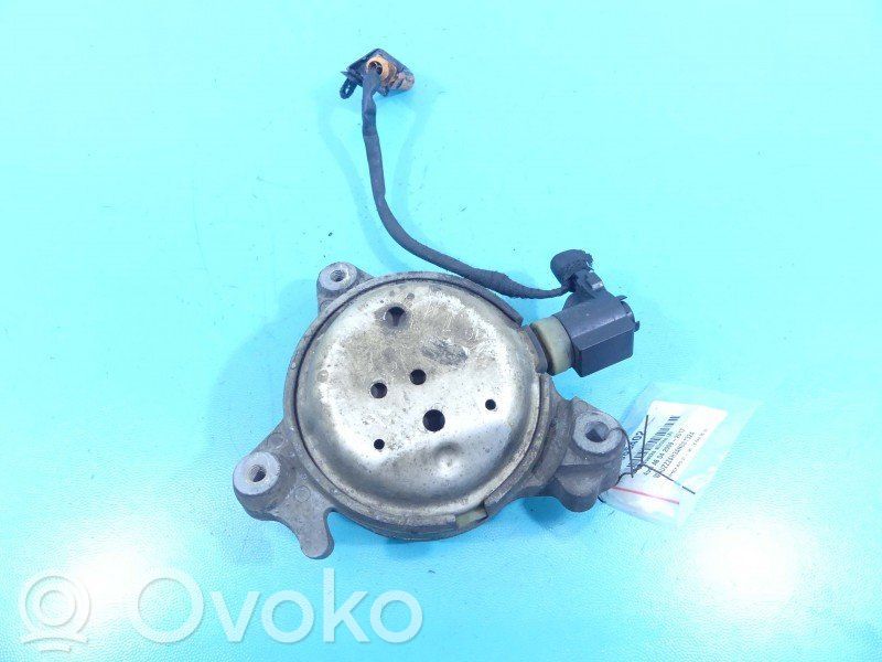 Audi A8 S8 D4 4H Gearbox mounting bracket 
