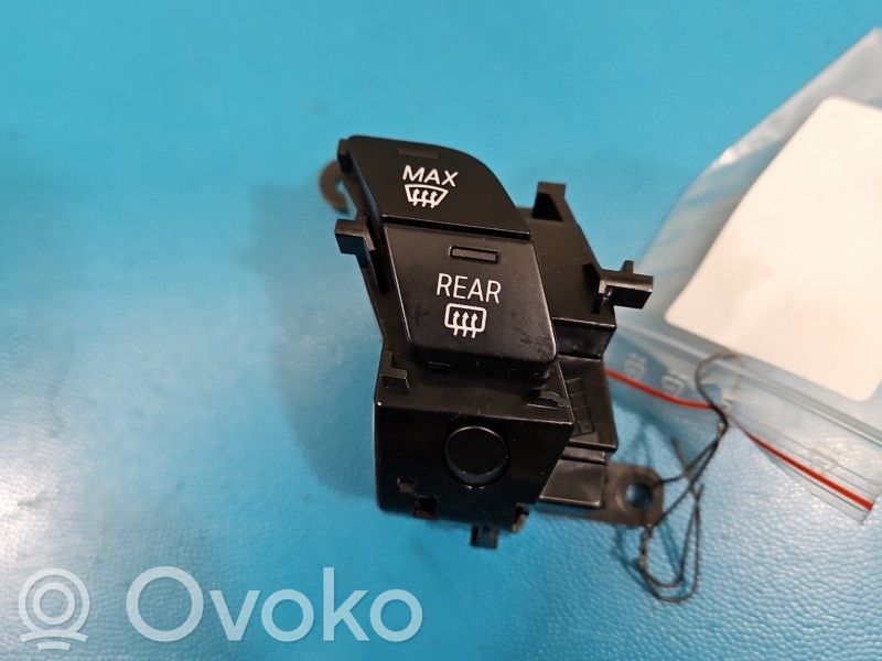 BMW iX1 Seat control switch 