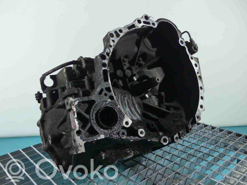 Toyota Avensis T220 Scatola del cambio manuale a 5 velocità 