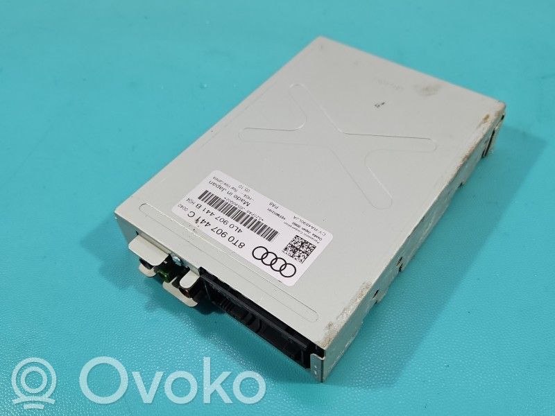 Audi A5 8T 8F Central body control module 