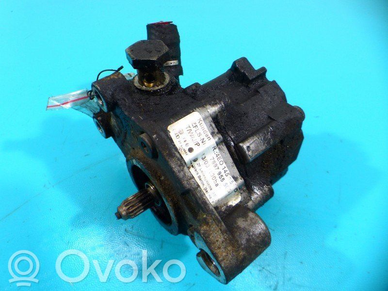 Audi A8 S8 D3 4E Power steering pump 