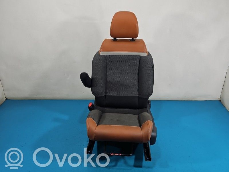 Kuljettajan istuin   IMPRK1587338