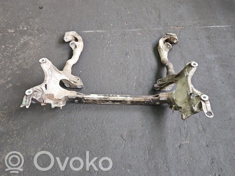 Audi A4 S4 B8 8K Etuakselin palkki 