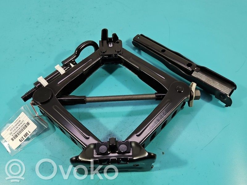 Ford Mondeo MK V Lift Jack 